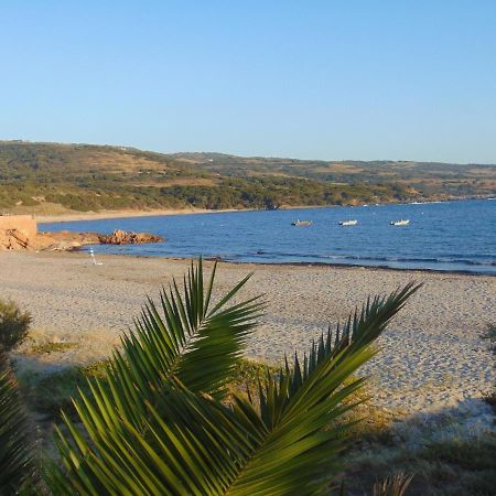 Casa Vacanza Costa Rossa Vista Mare Trinita d'Agultu e Vignola Екстер'єр фото