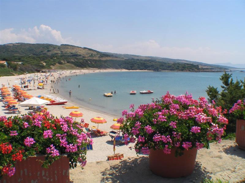 Casa Vacanza Costa Rossa Vista Mare Trinita d'Agultu e Vignola Екстер'єр фото